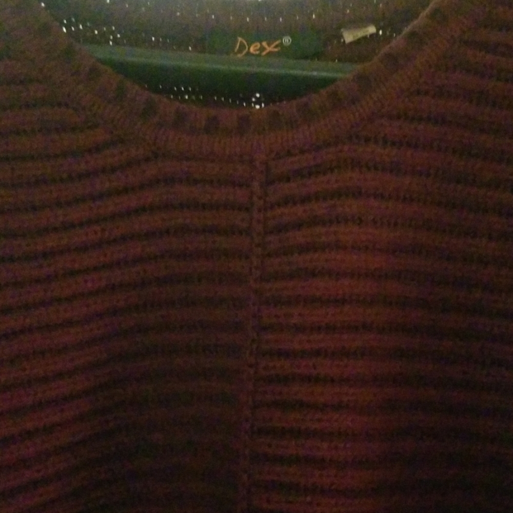 DEX Sweater - Picture 4 of 7